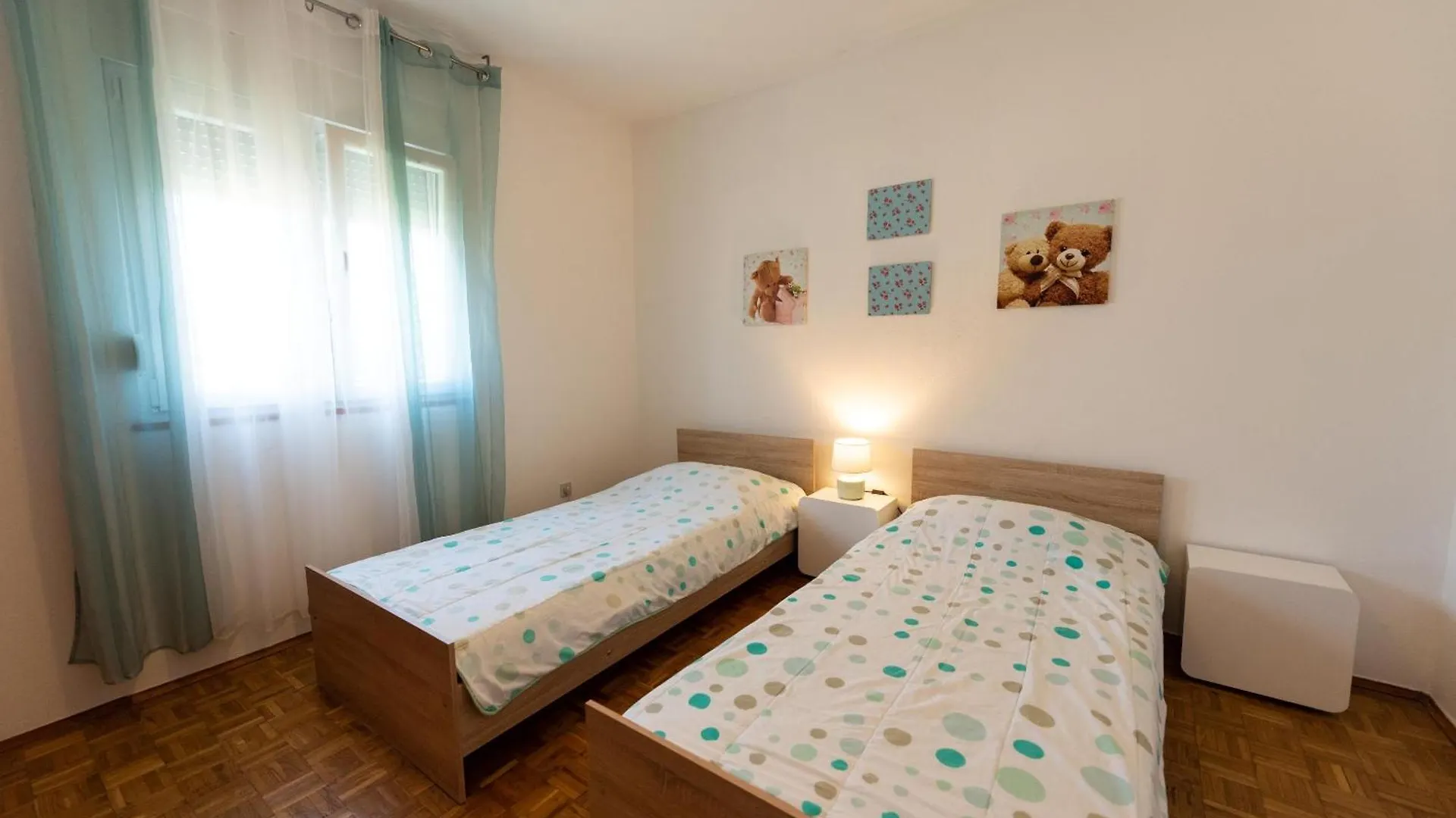 Apartmani Gizdic Trogir Croatia