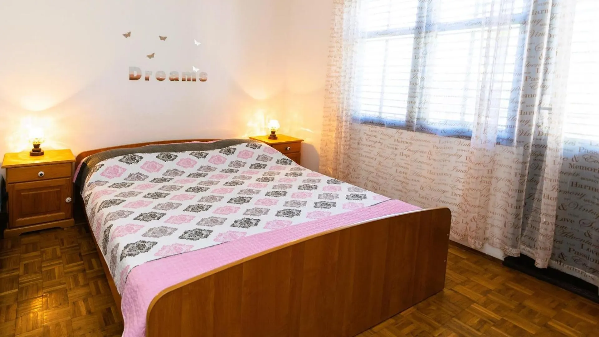 Apartmani Gizdic Trogir Apartment